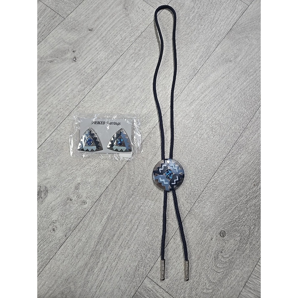 Vintage Southwestern Native American Necklace/Tie Earrings Blue Silver Handmade